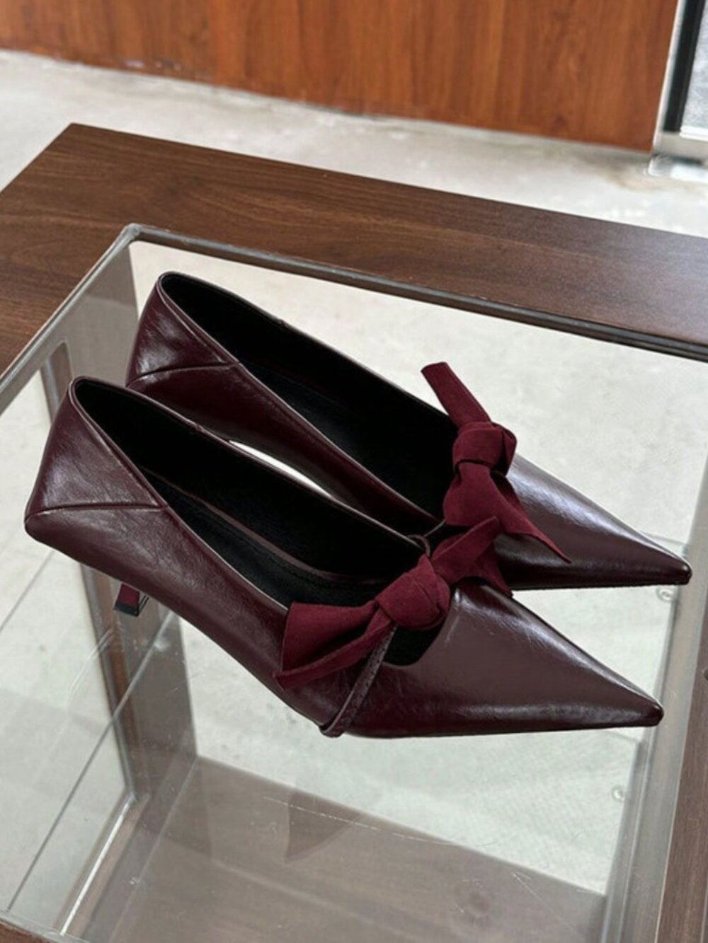 Burgundy Preppy Women's Elegant Bowknot Criss Cross Plain Slip On Pumps